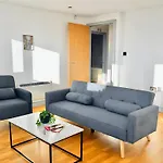 아파트 Bright 2-bed Centre - Walk To Everything, Prime Location 요크