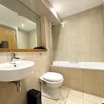 Bright 2-bed Centre - Walk To Everything, Prime Location * York